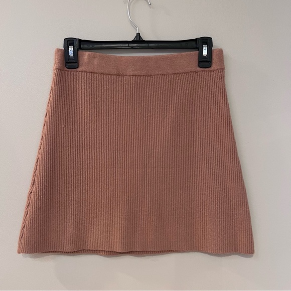 ZARA Ribbed Knit Brown Skirt - Picture 5 of 6
